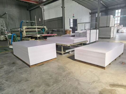 고밀도 1220*2440mm 흰색 PVC 사인 보드 PVC 폼 보드 패널 시트 3mm, 5mm 가구